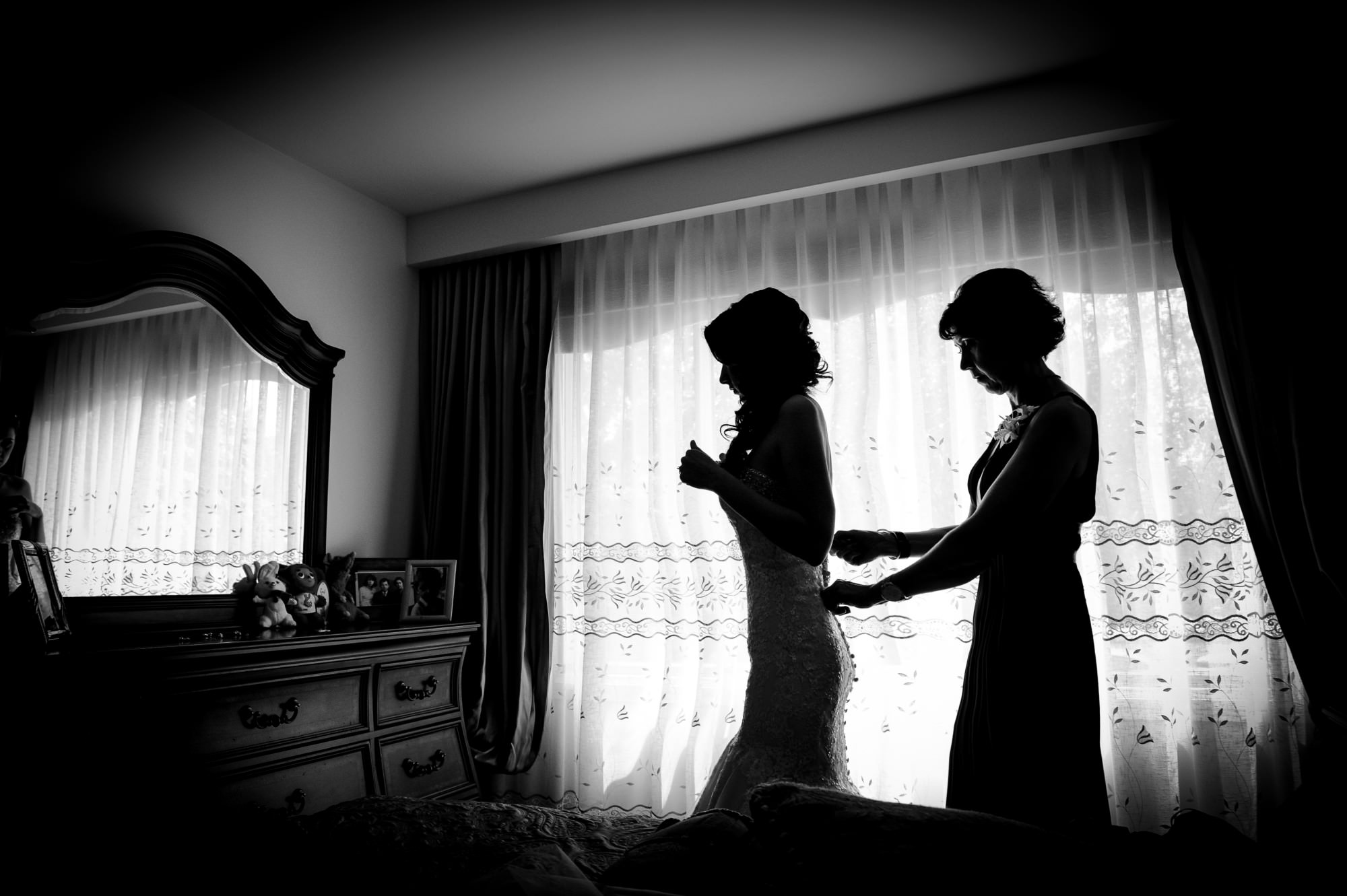 lavimage wedding photography montreal 5 ways to keep calm on your wedding day have fun on your wedding every bride must know canadian wedding weddingbells