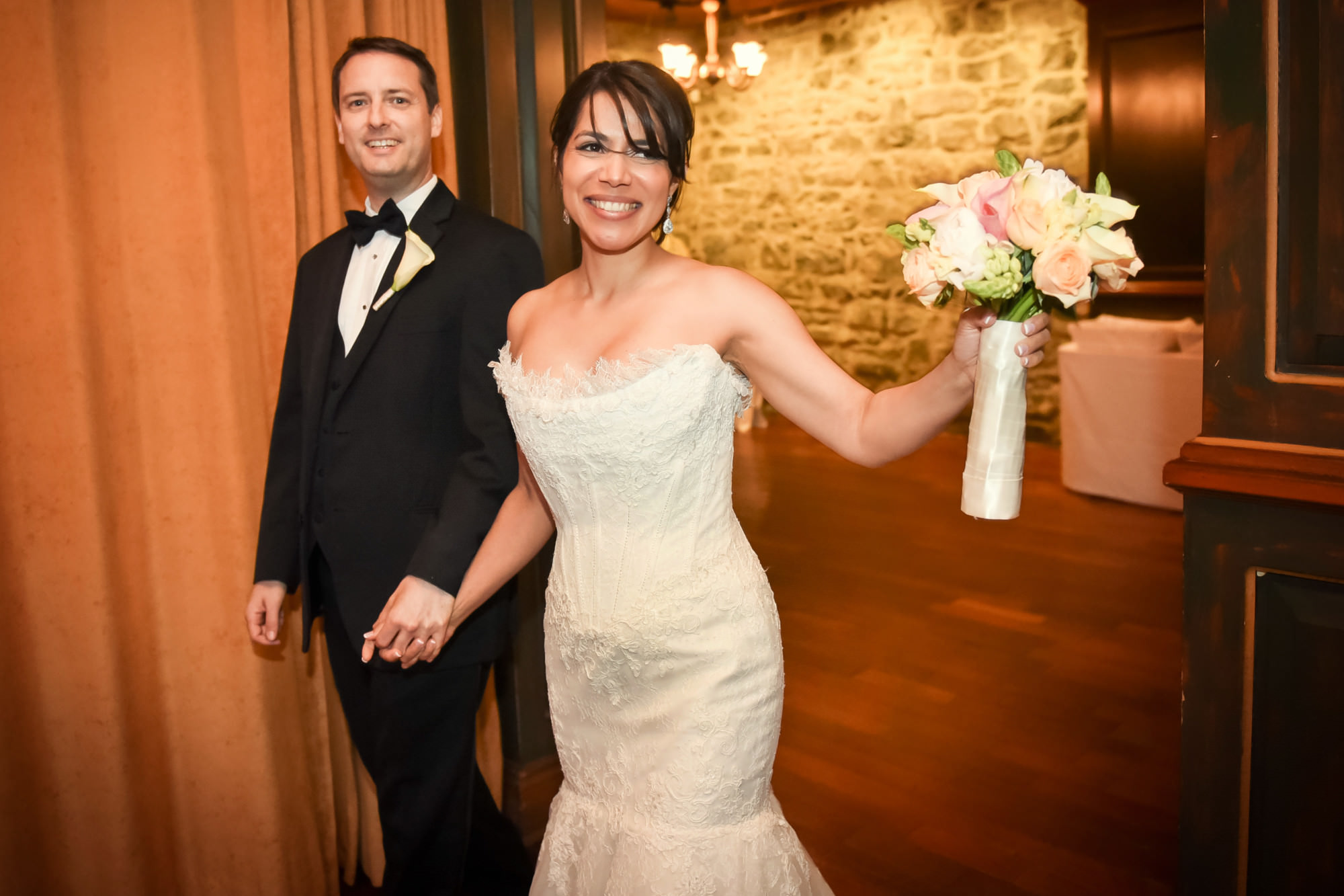 bride groom loft hotel lavimage wedding photography vera varley cleopatra boudreau 