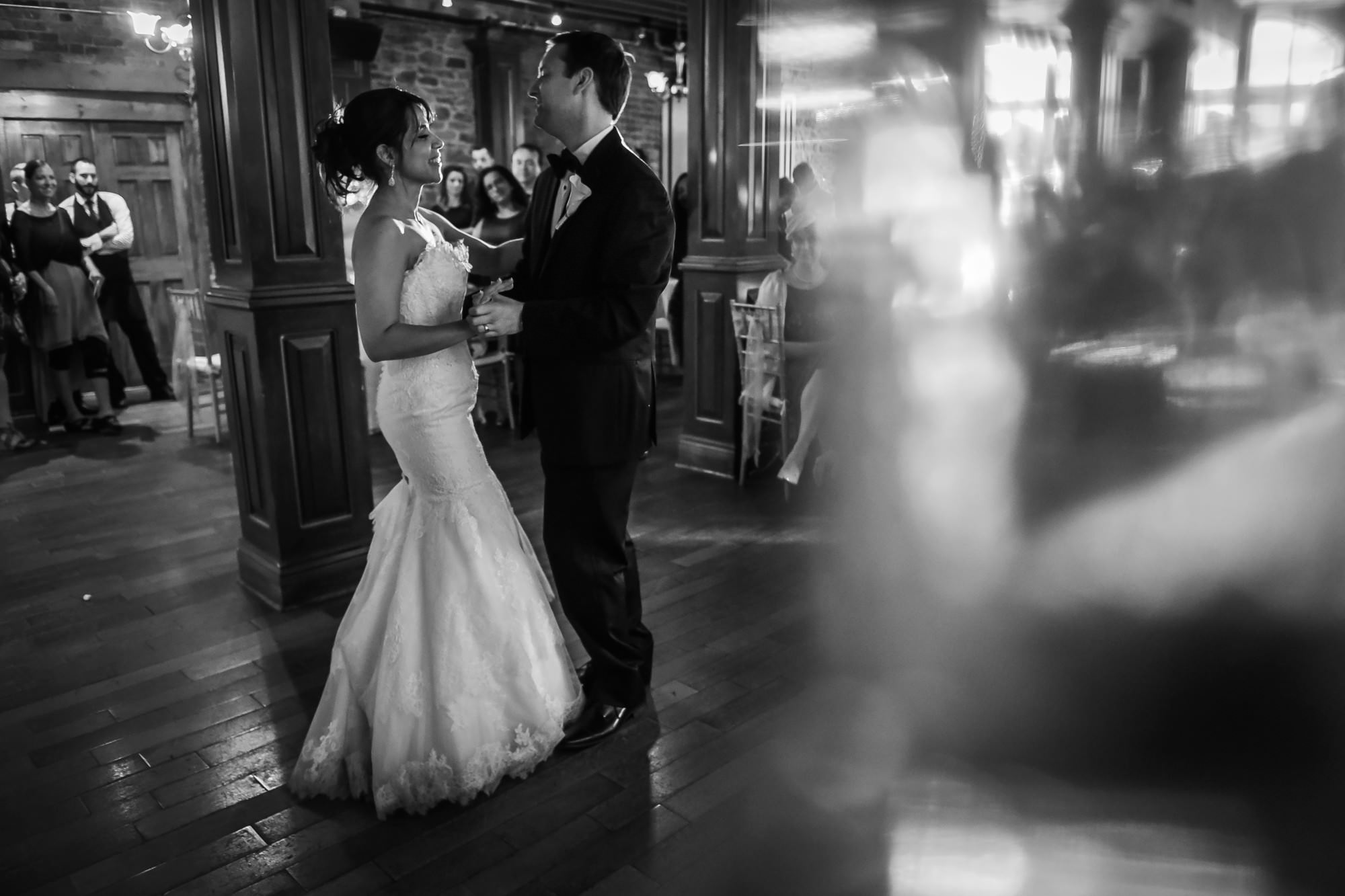 elegant wedding in the old port lavimage wedding photography vera varley cleopatra boudreau 