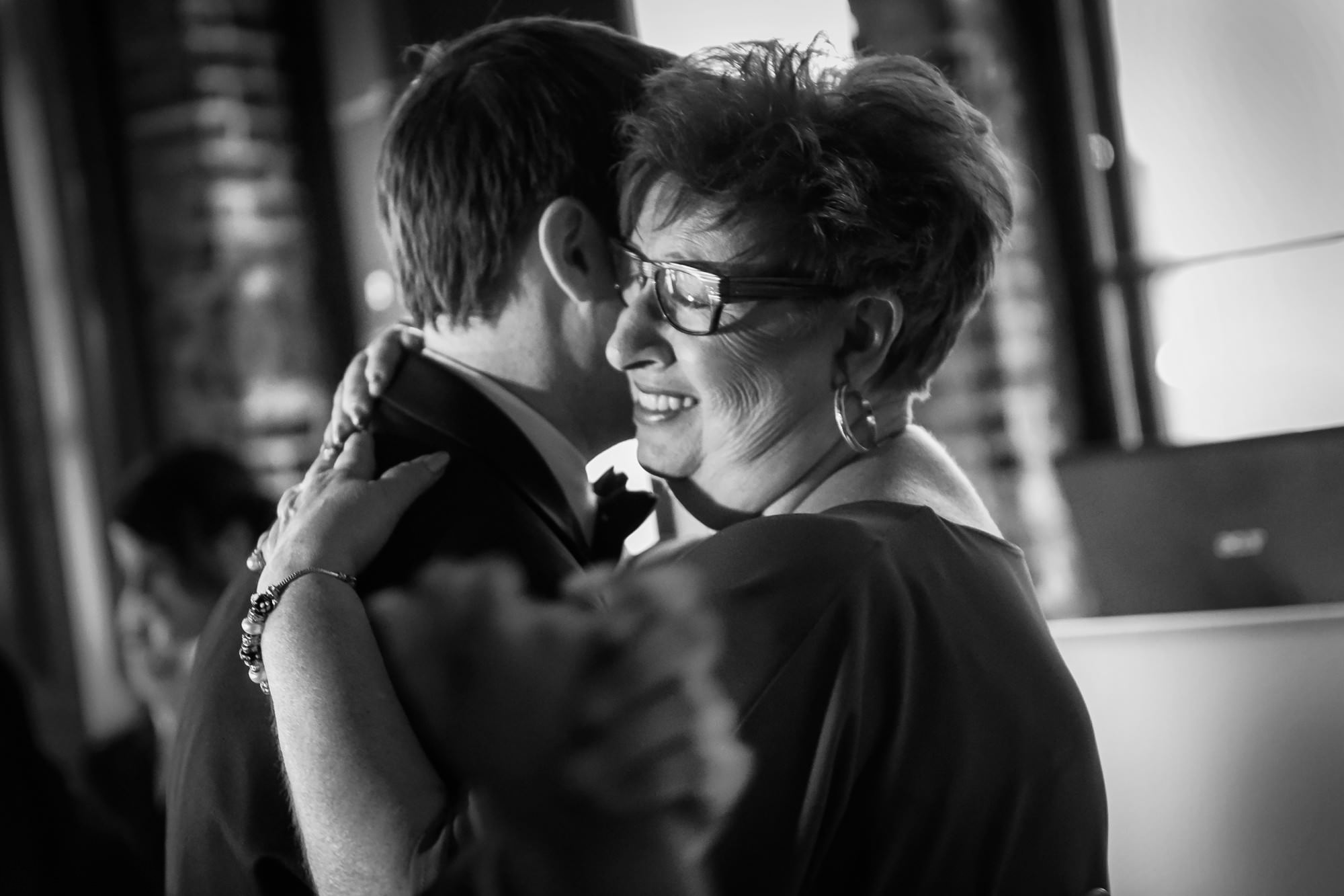 bride groom loft hotel lavimage wedding photography vera varley cleopatra boudreau 